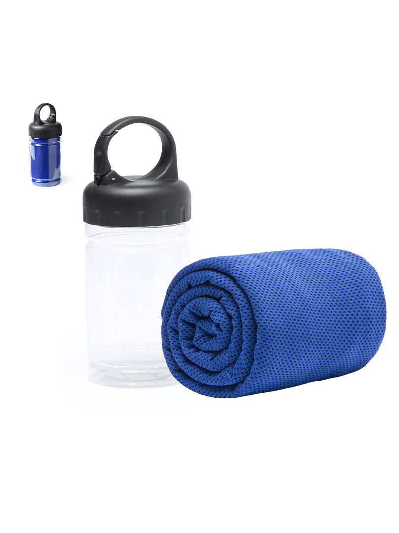 Toalla con botella en material refrigerante SoftCool Extreme