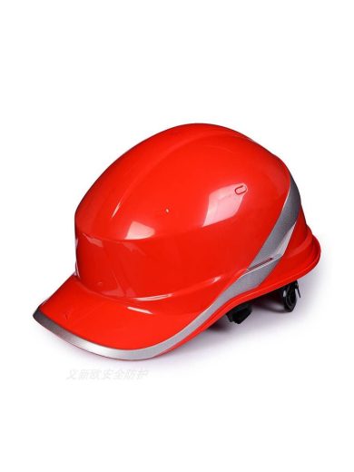 Casco de seguridad con cintas reflectantes